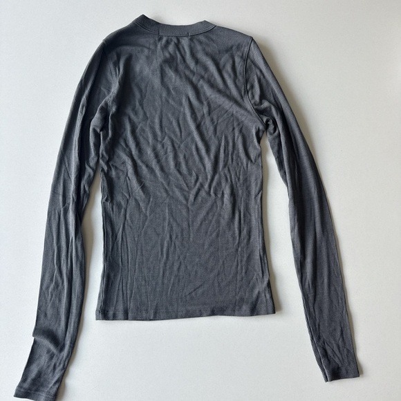 NWT Joah Brown crew neck long sleeve XS/S - Picture 3 of 3